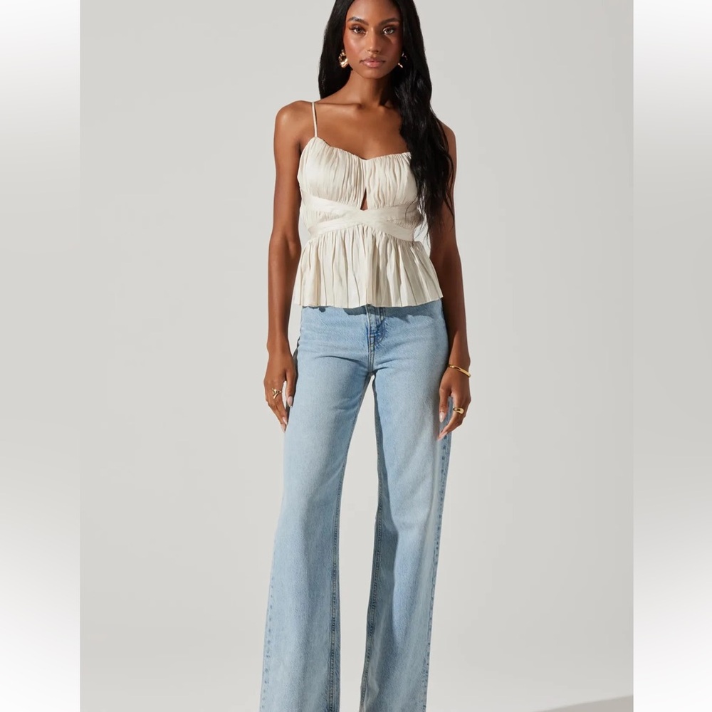 Astr Ivory Ruched Peplum Cami Top
